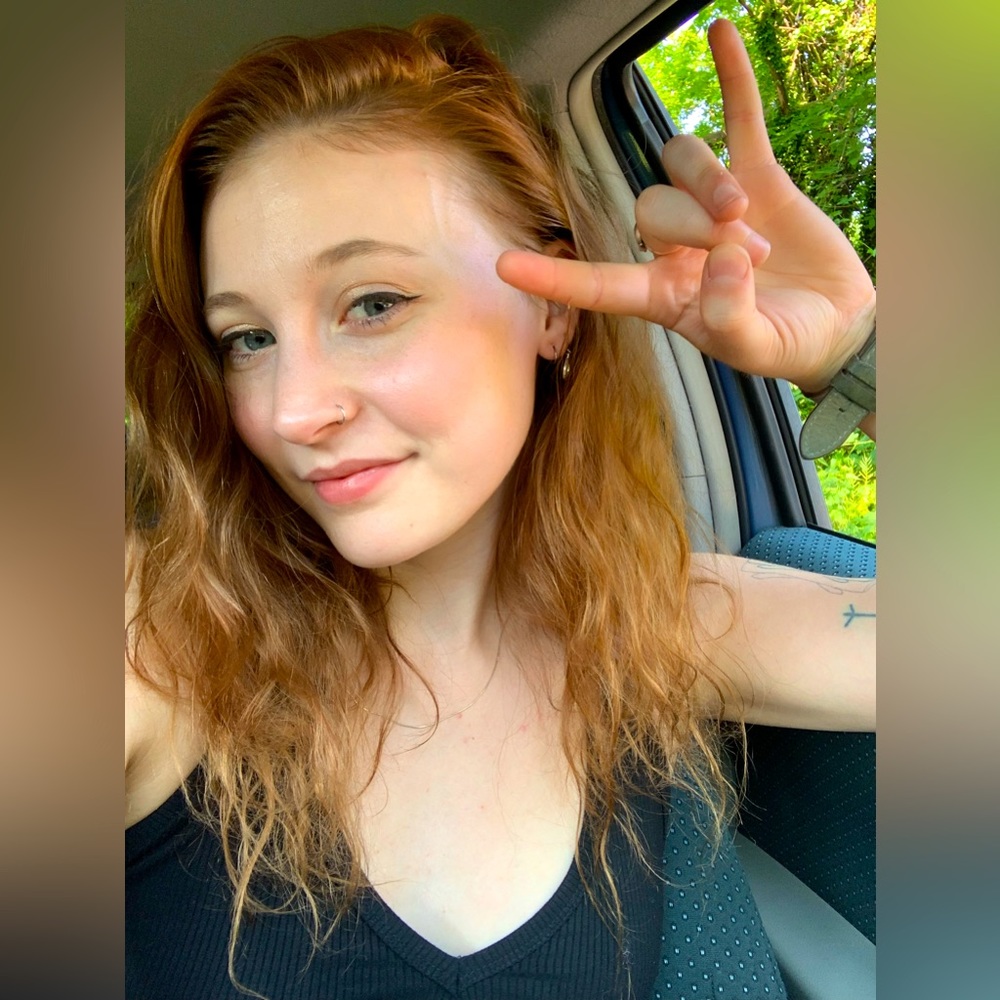 Meet your Posher, Leah